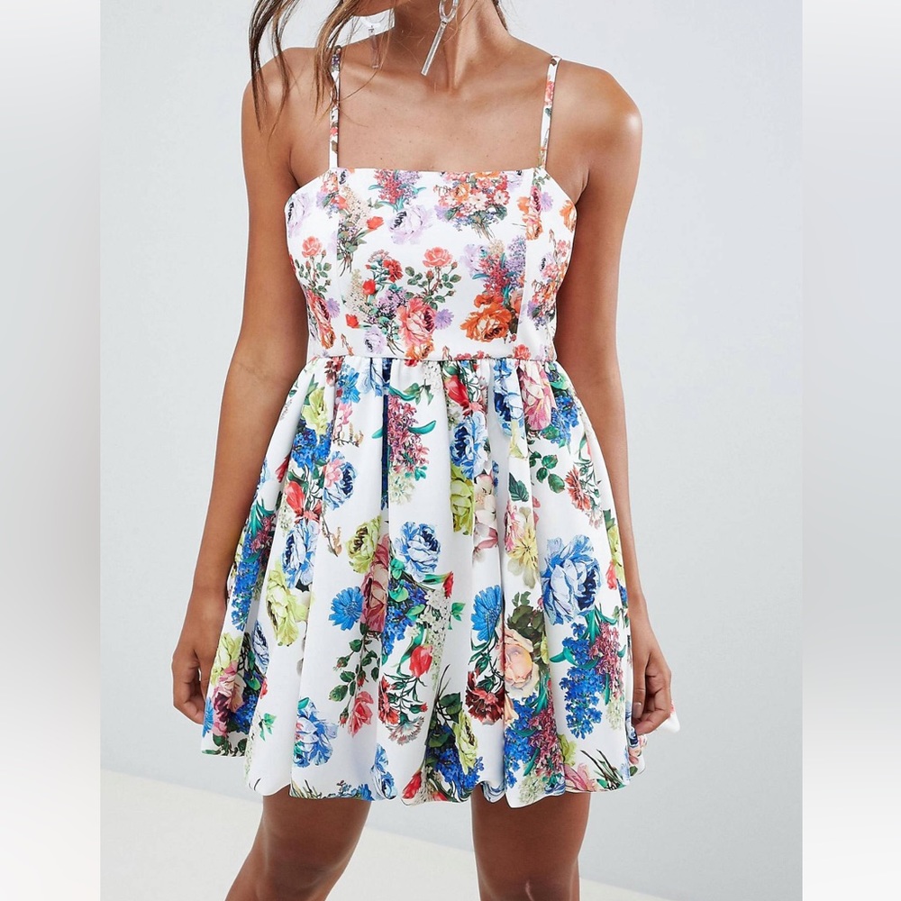NWT ASOS US6/ UK10 Gorgeous floral summer dress